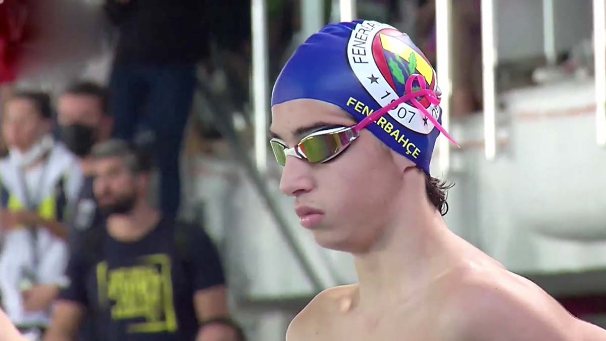 Demir Özdemir, 34 yıllık Türkiye rekorunu kırdı