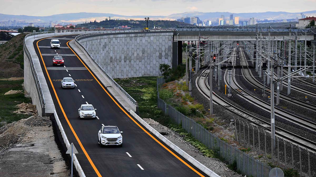 İstasyon Caddesi'nin trafik çilesine son