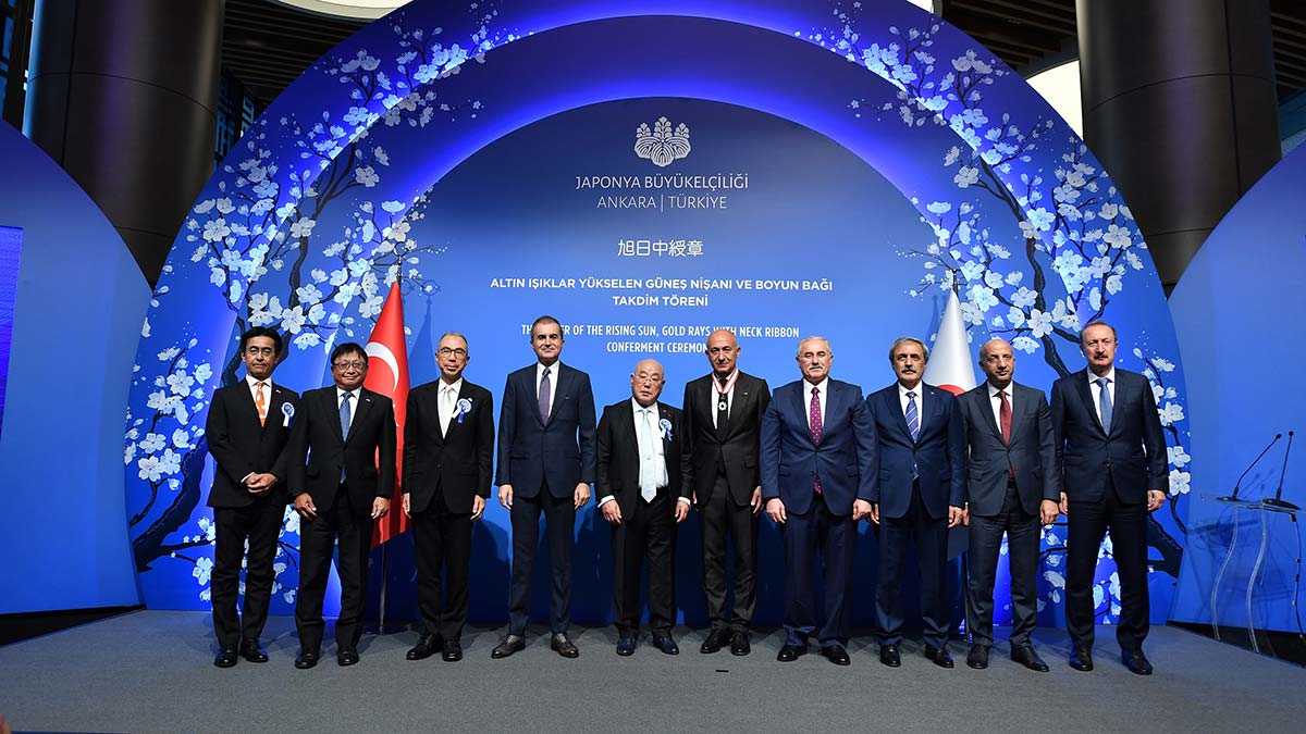 Erman Ilıcak'a Japonya devlet nişanı verildi