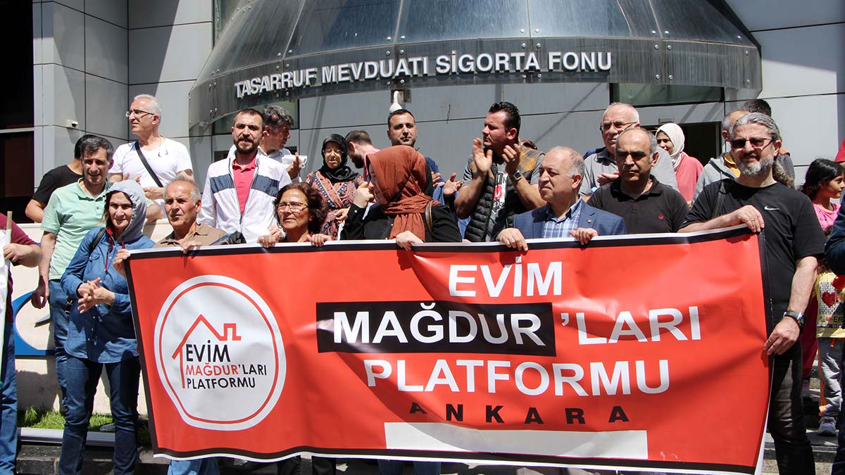 'Evim' mağdurları TMSF önünde eylem yaptı