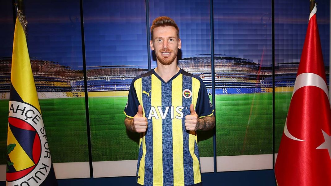 Fenerbahçeli Serdar Aziz'in sözleşmesi uzatıldı