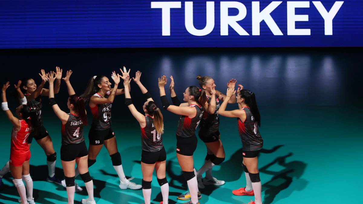 Filenin Sultanları’nın 2022 VNL kadrosu açıklandı