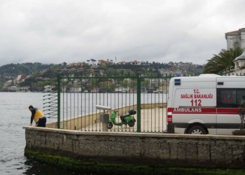Fotoğraf çekilirken düştüğü Boğaz'da kayboldu