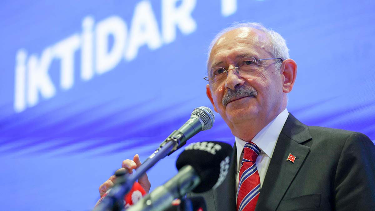 Halk kucağını açmış samimi olarak bizi bekliyor