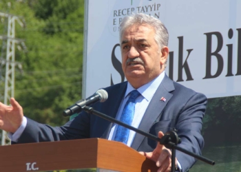 Hayati Yazıcı: Türkiye büyük ve güçlü bir ülke