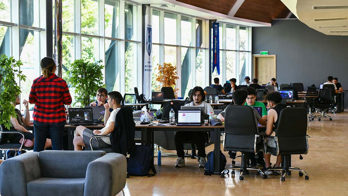 DevJam elektronik oyun maratonu sergilendi