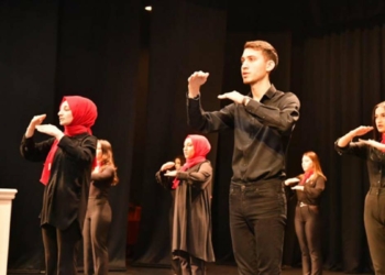 İşaret Dili Konseri yoğun ilgi gördü