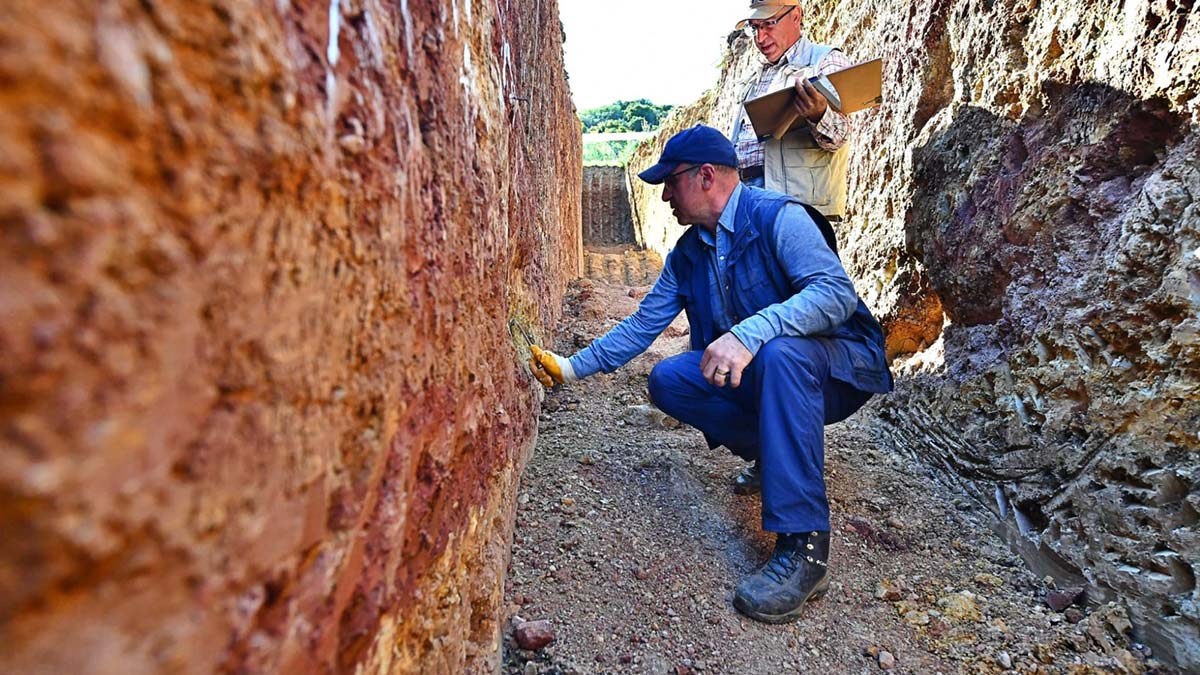 İzmir'de olası afetler önceden bilinecek