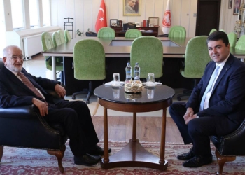 Karamollaoğlu Gültekin Uysal ile görüştü