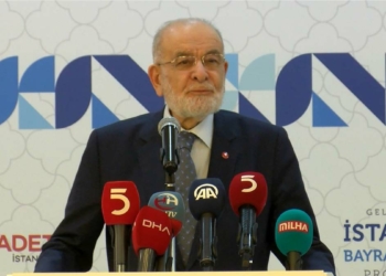 Karamollaoğlu partililerle bayramlaştı