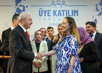 Kılıçdaroğlu, CHP üye katılım törenine katıldı