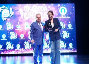 Kültür ve sanatta 'yılın enleri' ödüllendirildi