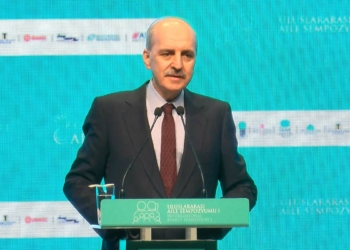 Kurtulmuş Uluslararası Aile Sempozyumu'na katıldı