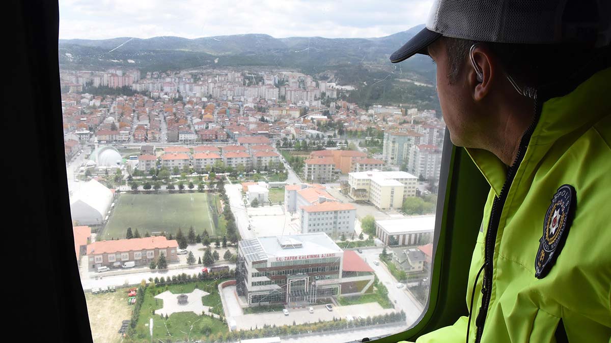 Kütahya'da helikopterli trafik denetimi