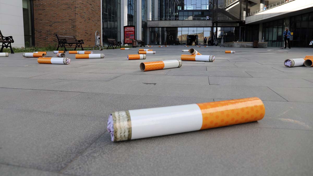 Maket izmaritlerle farkındalık oluşturdular