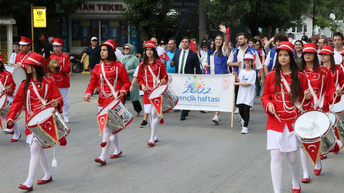 Manisa'da 19 Mayıs kutlamaları başladı