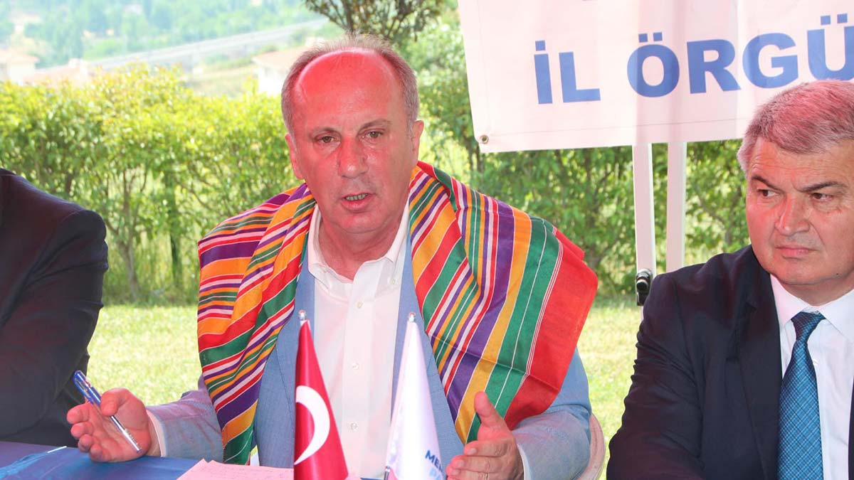 Memleketin sorunlarına kalıcı çözüm üretmiyorlar