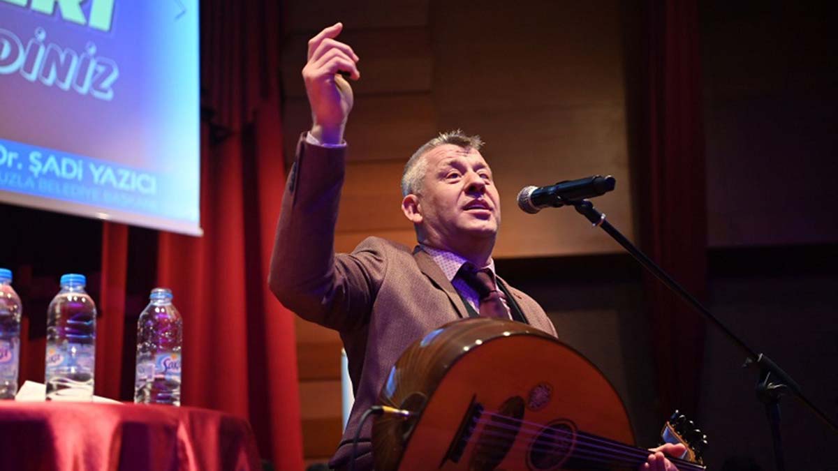 Metin Şentürk özel çocuklar için sahne aldı