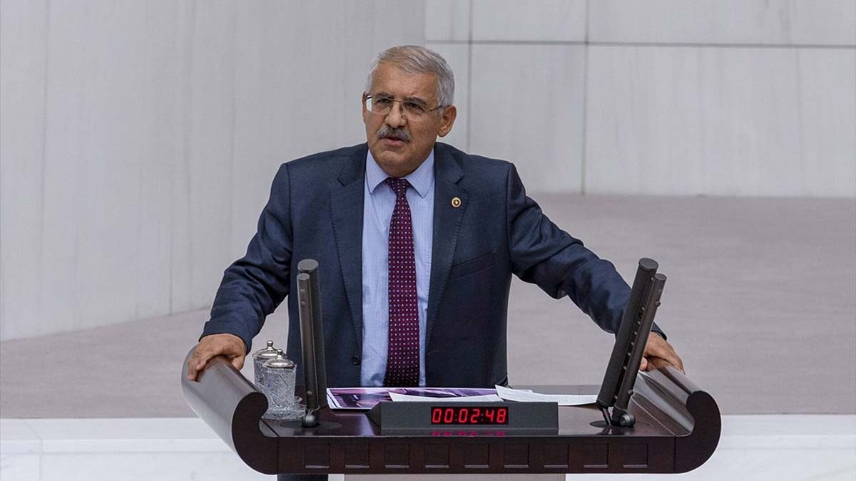 Mitinge götürülen öğrenciler meclis gündeminde