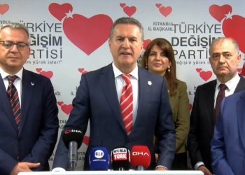 Mustafa Sarıgül partililerle bayramlaştı