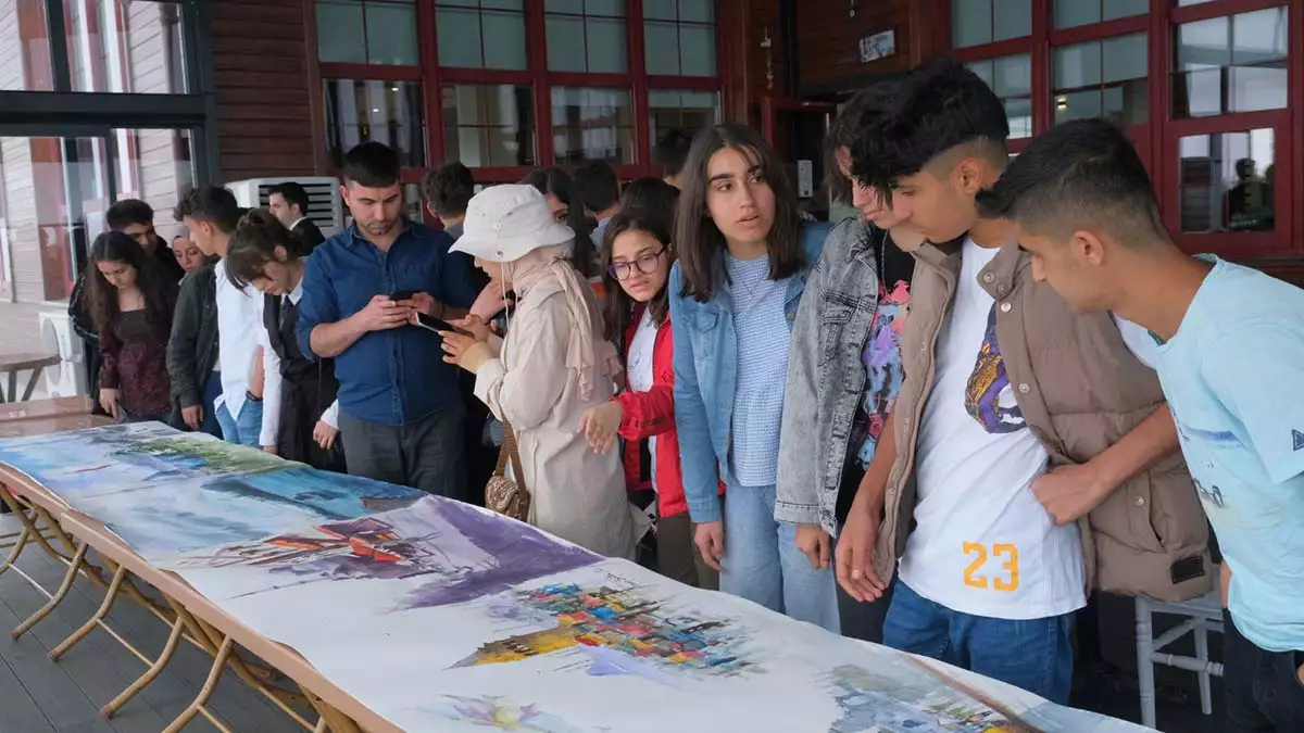 İstanbul uluslararası suluboya festivali final yaptı