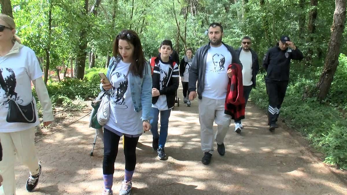 Sarıyer'de protezli 19 Mayıs yürüyüşü