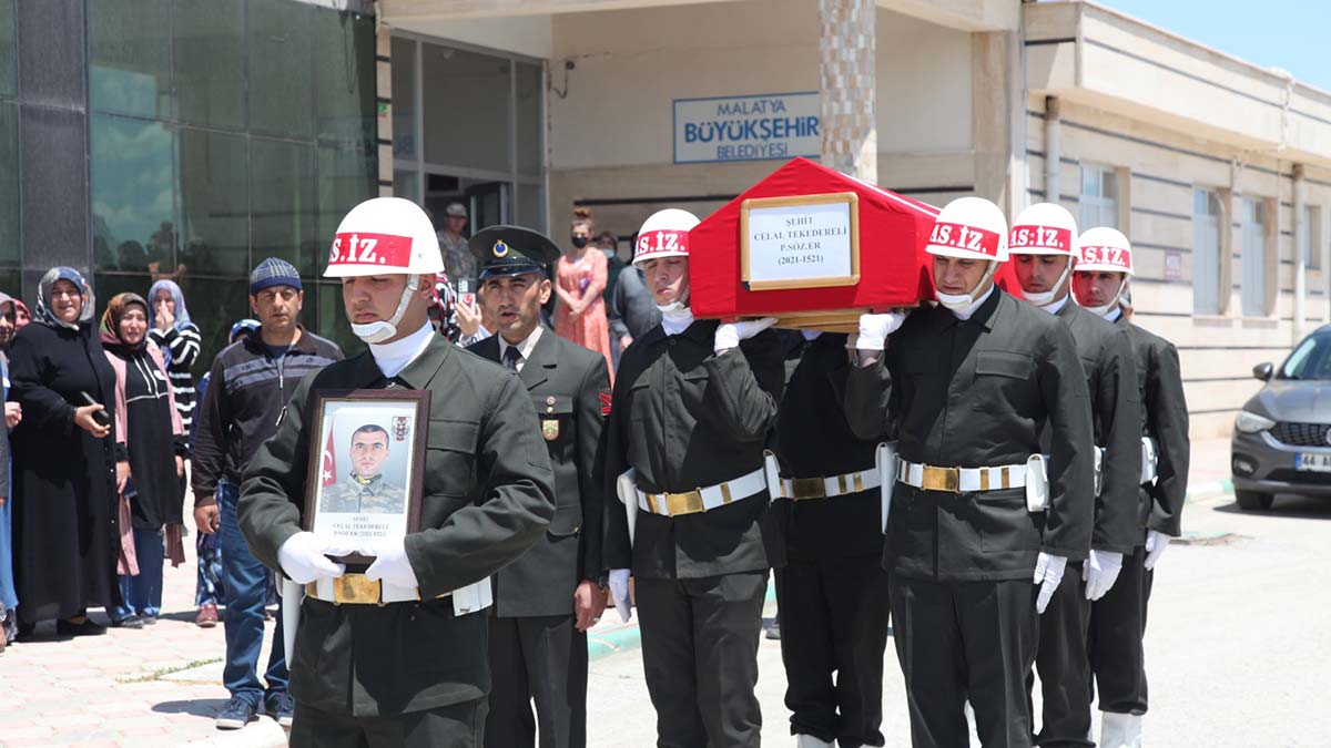 Şehit Celal Tekedereli Malatya'da toprağa verildi