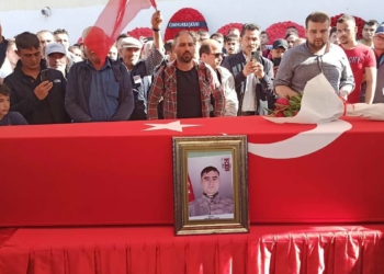 Şehit Mehmet Meral, son yolculuğuna uğurlandı