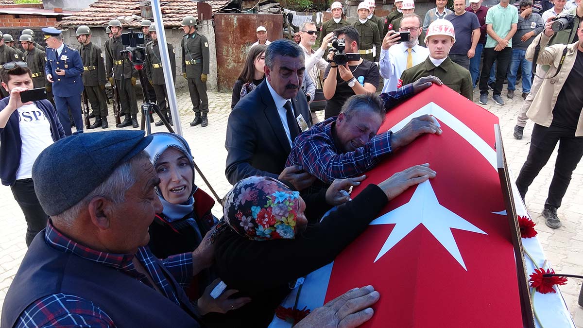 Şehit Oktay Salar, son yolculuğuna uğurlandı