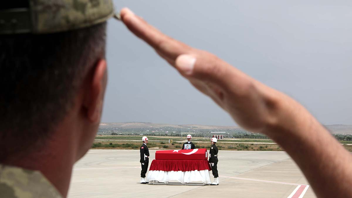 Şehit Teğmen Talha Bahadır, memleketine uğurlandı