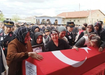 Şehit uzman çavuş, son yolculuğuna uğurlandı