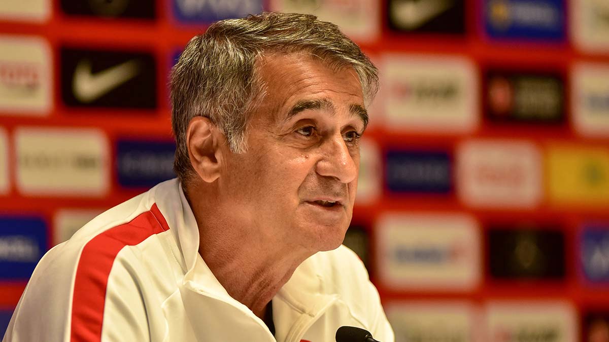 Şenol Güneş'ten Trabzonspor'a kutlama mesajı