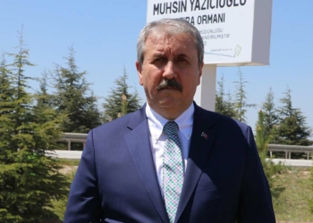 Sığınmacılar üzerinden rant elde etme peşindeler