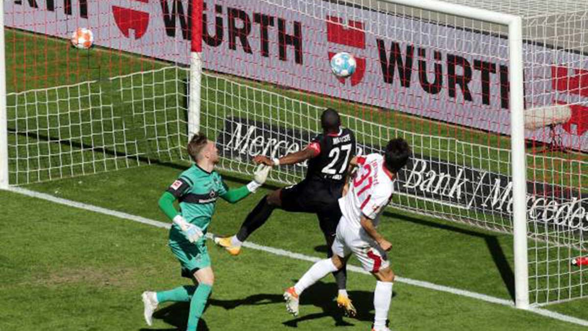 Stuttgart Köln son dakikada lige tutundu!