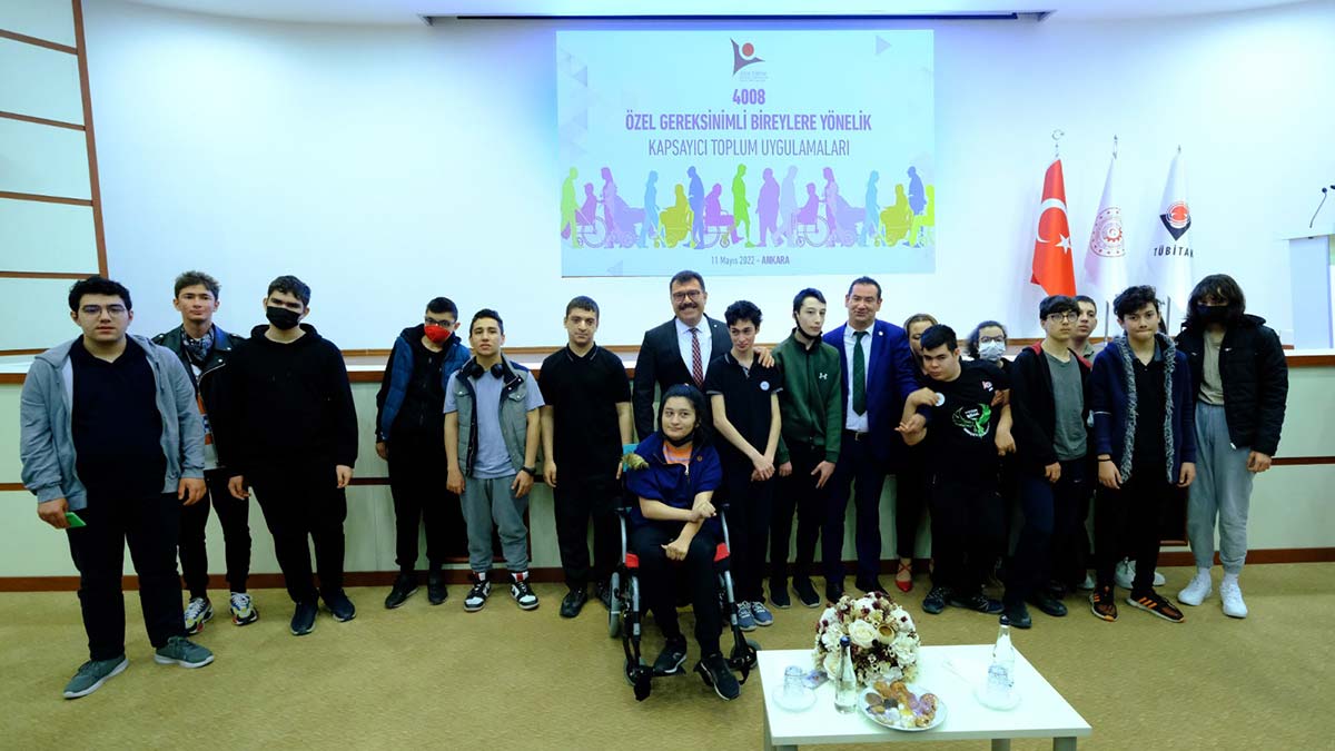 TÜBİTAK'tan engelliler için 'bilimsel uygulama'