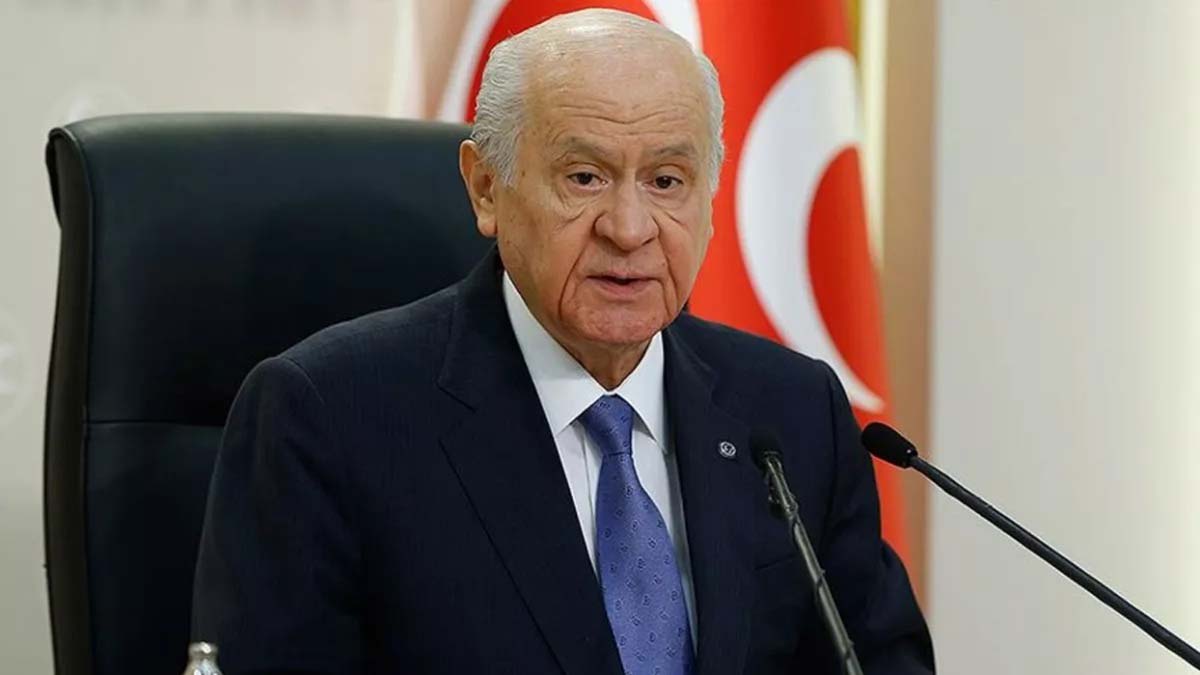 'Terörün arkasında duran kim varsa teröristtir'