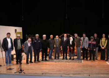 Tiyatro huzurevi sakinlerinin ayağına gitti