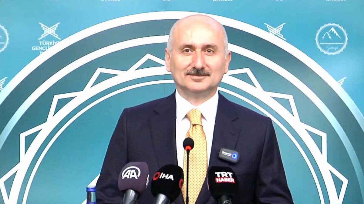 Türkiye 100 yılda geleceği yere 20 yılda erişiyor