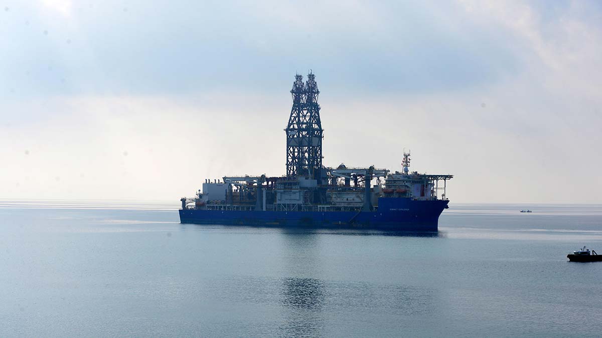 Türkiye'nin 4'üncü sondaj gemisi Mersin'de