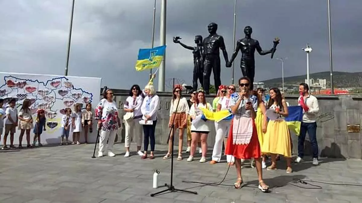 Ukraynalılar vişivanka günü'nü buruk kutladı