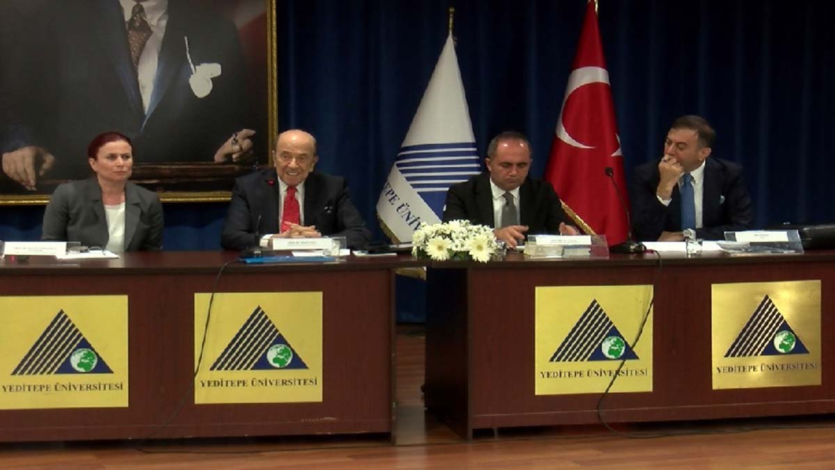 Uzmanlar 'İnşaat Hukuku Sempozyumu'nda buluştu