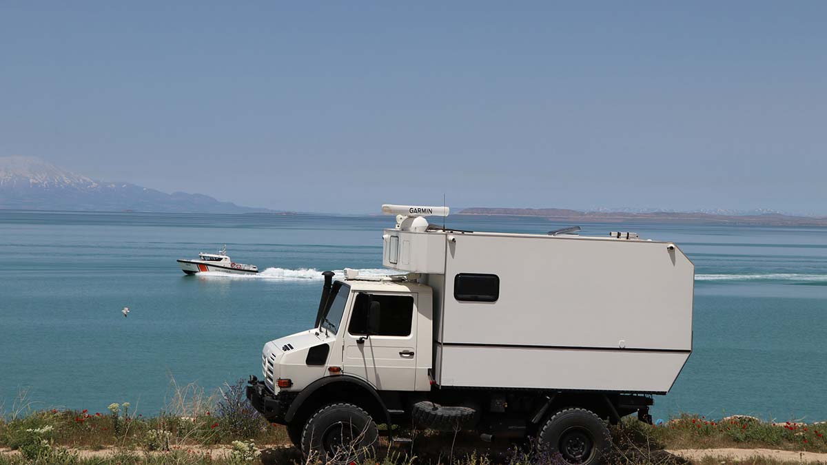 Van Gölü'nde kaçak göçmenlere geçit verilmiyor