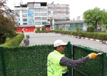 Van'da, valilik önündeki bariyerler kaldırıldı