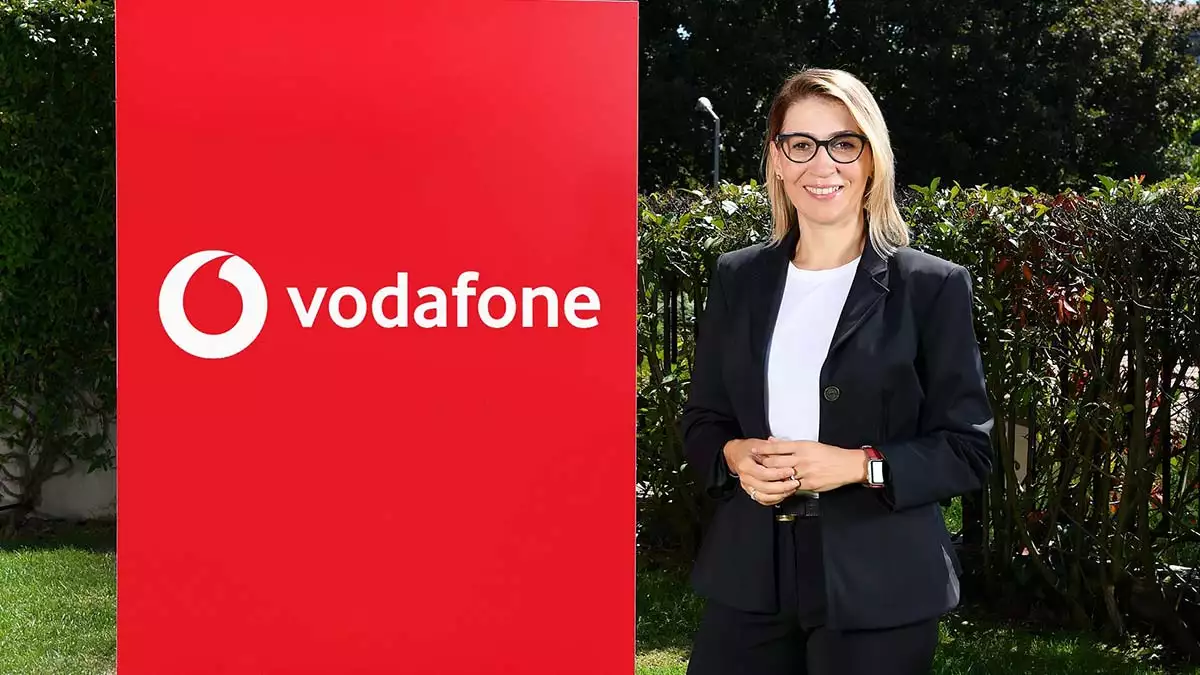 Vodafone yenilenmiş ikinci elde liderlik hedefliyor