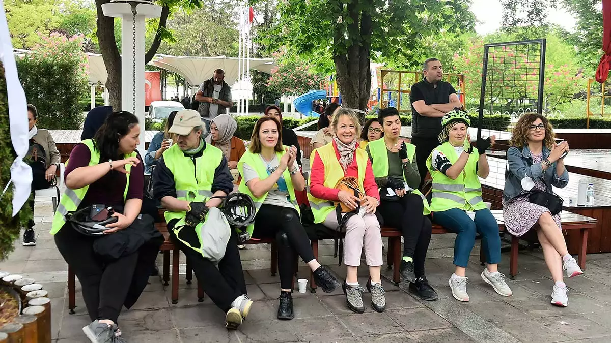 Ankara kent konseyi engelliler meclisi, “10-16 mayıs engelliler haftası” kapsamında mukopolisakkaridoz ve benzeri lizozomal depo hastalıkları derneği (mps lh) iş birliği ile farkındalık etkinliği düzenledi.  