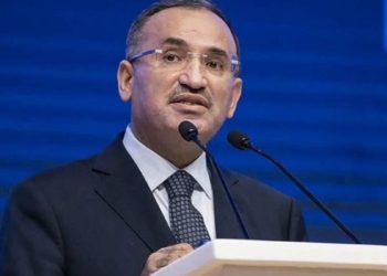 Yalan ve çarpıtma siyaset değil ahlaksızlıktır