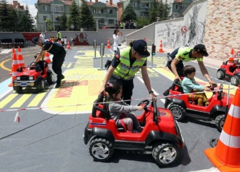 Yenimahalleli miniklere trafik eğitimi