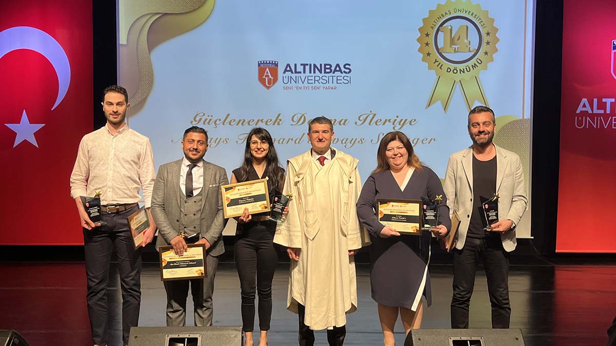 Yılın En Seçkin Mezun Ödülleri sahiplerini buldu