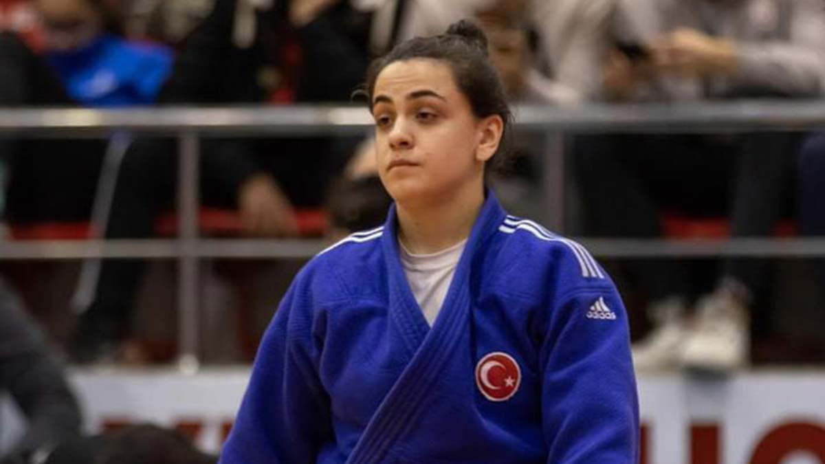 Yunusemre Belediyesi'nin gururu: Sümeyye Kaya