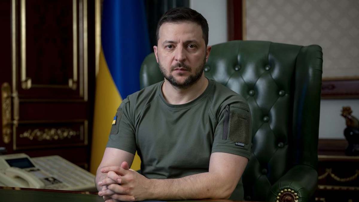 Zelenski: Rusya Harkiv'i yeniden bombaladı